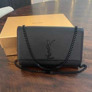 Beautiful Saint Laurent bag worn 1x only , need to sell